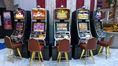 ky4d platform dashboard showing football markets and casino games